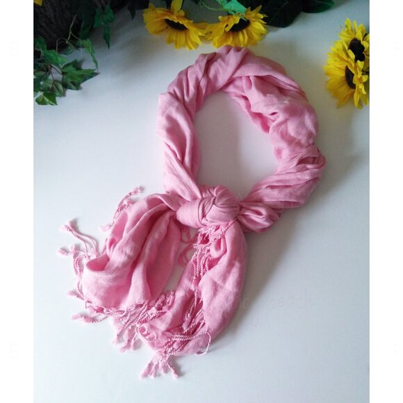 Apt 9 Fringed Scarf NEW Pink Shawl Wrap Classic Barbiecore Coastal Grandma Boho - Picture 1 of 10